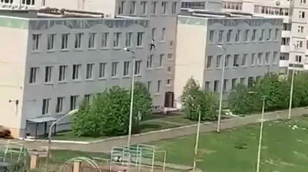 SON DAKİKA: Tataristan'da silahlı saldırı: Ölü ve yaralılar var-5