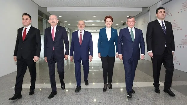 kemal-kilicdaroglundan-paralel-ittifak-girisimi-6linin-ilce-yoneticileriyle-gizli-gorusme-1698049623230.jpeg Kemal Kılıçdaroğlu'ndan "paralel" ittifak girişimi! 6'lının ilçe yöneticileriyle gizli görüşme...-6