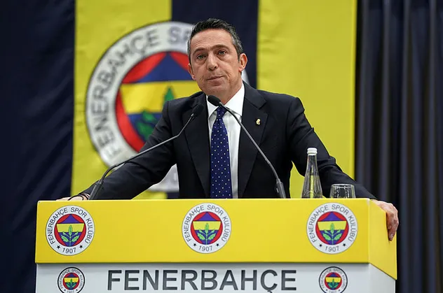Fenerbahçe Başkanı Ali Koç'tan teknik direktör açıklaması: 'El sıkışmıştık ama...'