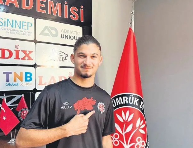 Doruk Paflak’a hücum