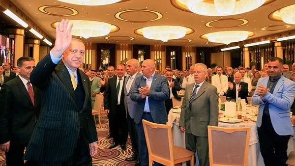 Cumhurbaşkanı Erdoğan sahur programında muhtarlara seslendi-1