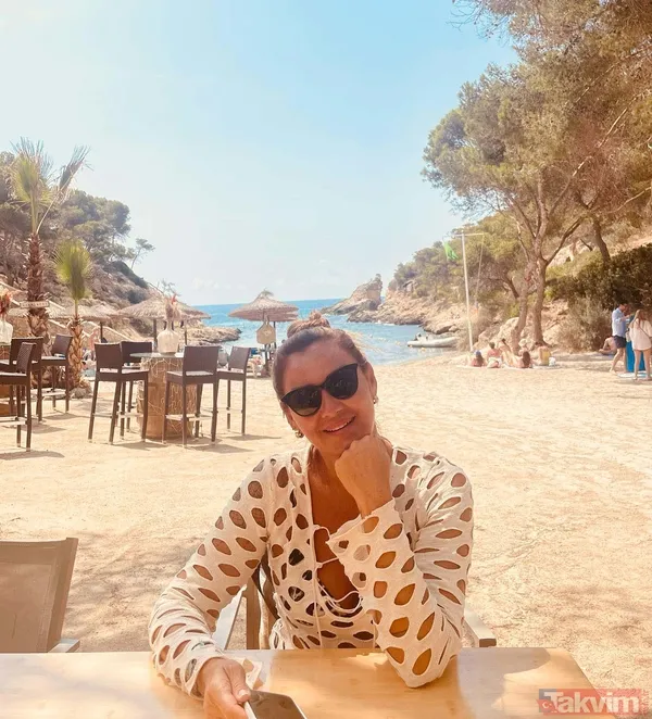 1994 Türkiye güzeli Pınar Altuğ rengarenk mayosuyla paylaştı! Kitesurf sonrası sosyal medyayı salladı! “Biraz tepişmek lazım” - 5