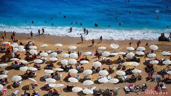 Kaş Kaş, Doğal Güzellikleri Ve Samimi Atmosferiyle Öğrenciler İçin Keşfedilmeye Değer Bir Tatil Noktası. Kristal Berraklığındaki Denizi, Gizli Koyları Ve Uygun...