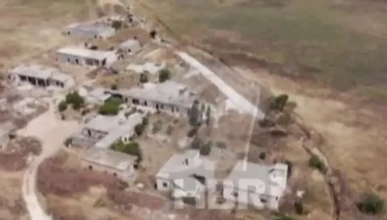 A Haber Tel Rıfat'ta teröristleri görüntüledi! Panikleyen YPG/PKK'lılar ateş açtı