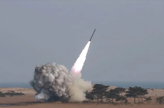 Kuzey Kore'den Japon denizinde balistik füze denemesi
