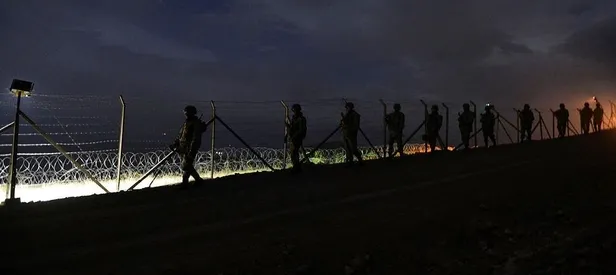 Suriye sınırında 49 PYD'li yakalandı