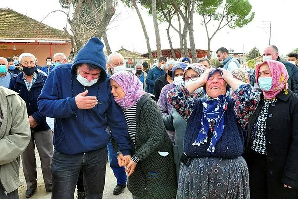 Son dakika: Manisa'da 4 genci kim öldürdü? Sır perdesini adli tıp aralayacak-7