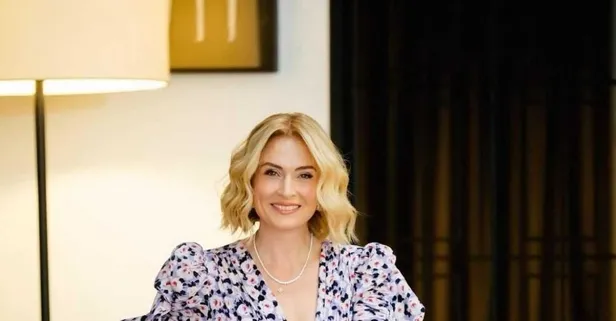 Ceyda Düvenci bikinili pozlarıyla sosyal medyayı kasıp kavurdu! Verdiği kilolar dikkat çekti