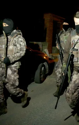 İstanbul'da 400 polisli uyuşturucu operasyonu