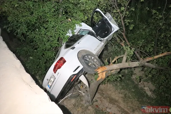 Erzincan-Erzurum kara yolunda feci kaza! 10 aylık bebek hayatını kaybetti, 7 yaralı... - 11