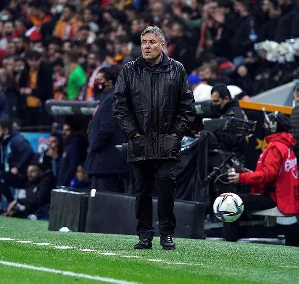 sozlesmesi-fesih-edilen-torrentten-galatasaraya-agir-fatura-1655852436152.jpeg Sözleşmesi fesih edilen Torrent'ten, Galatasaray'a ağır fatura: 1 günlüğü 405 bin lira-3