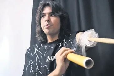 Her şeye inat başardı