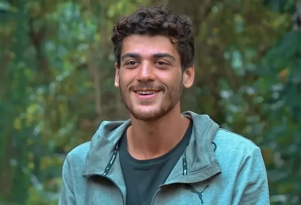 survivor-yigit-poyrazin-gercekleri-ifsa-oldu-sonra-bakin-daha-neler-neler-henuz-reklam-yildizi-gercegi-sasirtmisken-1613638558641.jpg