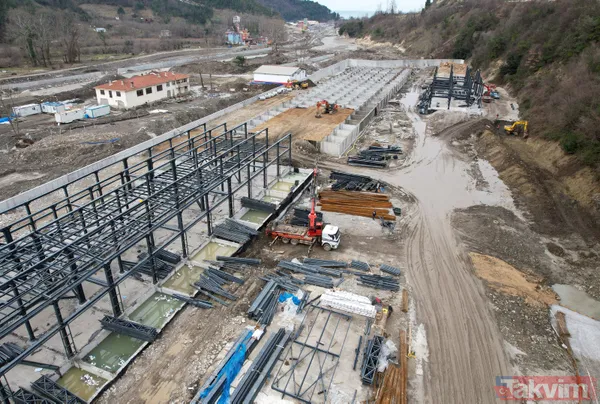 Selin yıktığı Kastamonu Bozkurt 6 ayda şantiyeye döndü! Yaza yetiştirilmeye çalışılıyor - 6