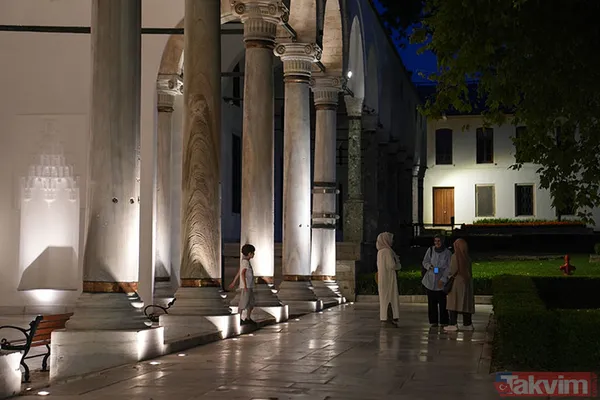 Topkapı Sarayı gece ziyaretine açıldı! 2025 Topkapı Sarayı saat kaça kadar açık ve bilet fiyatları ne kadar? - 2