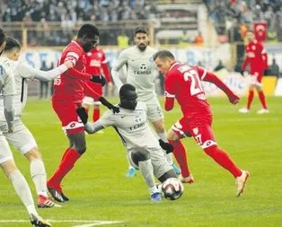 Adana Demirspor Vural’la güzel