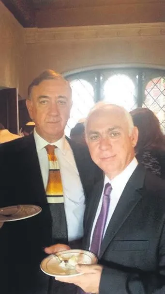 Prof. Dr. Alp Gürkan, kanser hastası kardeşi için ilik verdi kanser olduğunu öğrendi! Kendisi de kardeşi de iyileşti-2