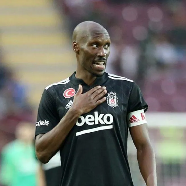 Eski yıldızlar için bir huzurevi