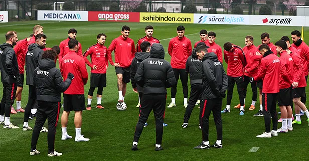 Milli takımın Romanya maçı hazırlıklarında iki eksik!