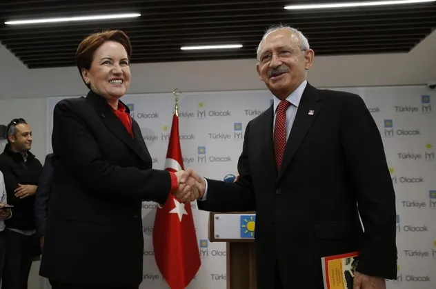 CHP ve İYİ Parti'den darbe imalı bildiriye destek