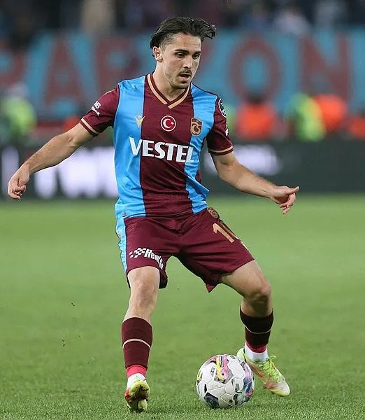 Trabzonsporlu yıldız Abdulkadir Ömür'den Filistin için destek çağrısı: Dünya bu katliama dur demeli-2