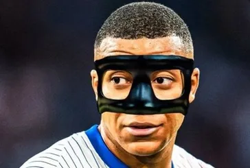 Maskeli futbol! Mbappe’den önce kimler kimler taktı | Lewandowski, Thiago Silva, Diego Costa, Demba Ba...