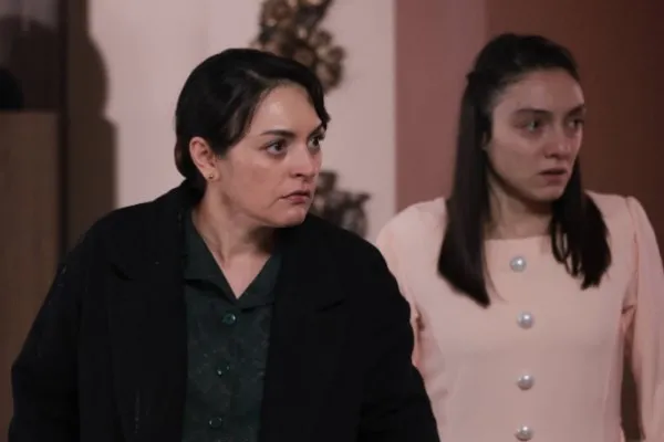 dupeduz-kotusun-cunku-masumlar-apartmani-47-bolum-fragmani-pilisini-pirtisini-toplayip-gidecek-1636524719729.jpg Düpedüz kötüsün çünkü! Masumlar Apartmanı 47. bölüm fragmanı: Pılısını pırtısını toplayıp gidecek!-6