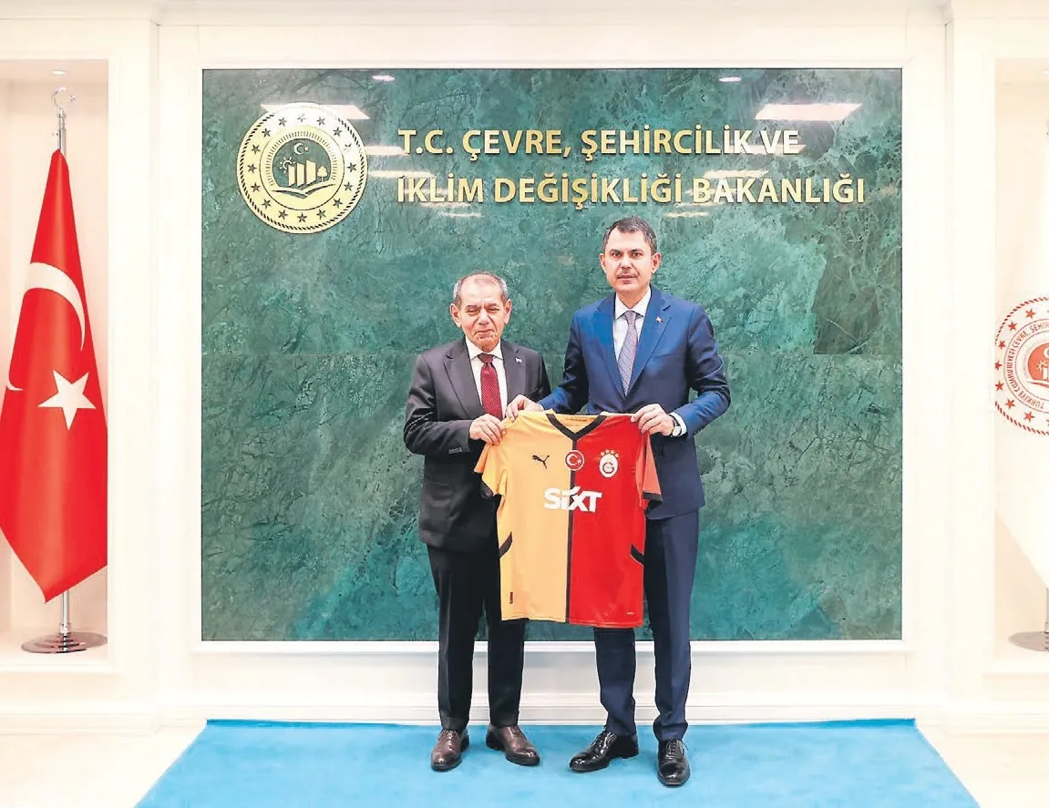 Bakan Kurum Özbek’i kabul etti!