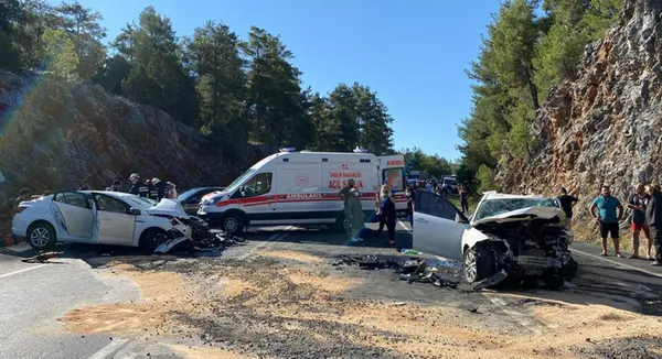 antalya-aksekide-feci-kaza-polis-memuru-ve-5-yasindaki-oglu-hayatini-kaybetti-1626516373488.jpg Antalya Akseki'de feci kaza! Polis memuru ve 5 yaşındaki oğlu hayatını kaybetti-2