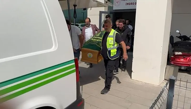 Güllü'nün cenazesi ailesi tarafından teslim alınarak İstanbul'a götürüldü. (İHA)