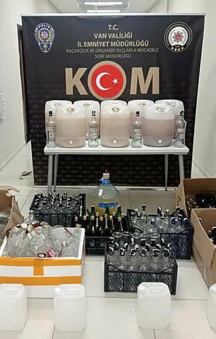 Van'da 254 litre sahte alkol ele geçirildi