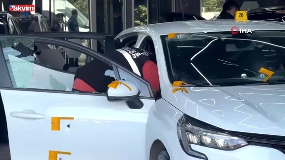 Oto galeriye kurşun yağmuru