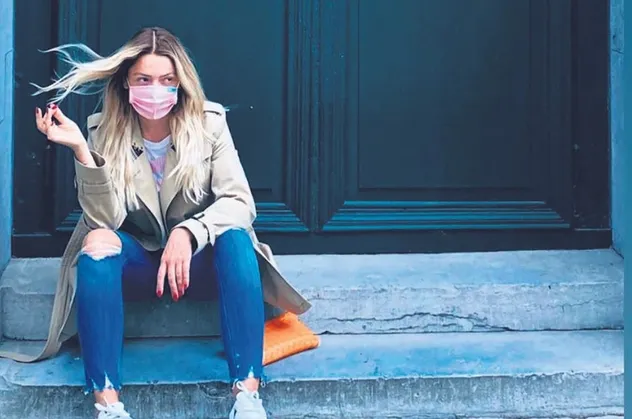Hadise’den maske uyarısı