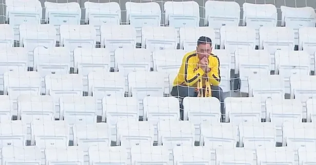 Takımını tribünde tek başına destekleyen taraflar gündem oldu!