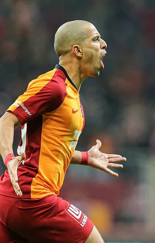 Son dakika Galatasaray haberleri | Feghouli'ye dev talip
