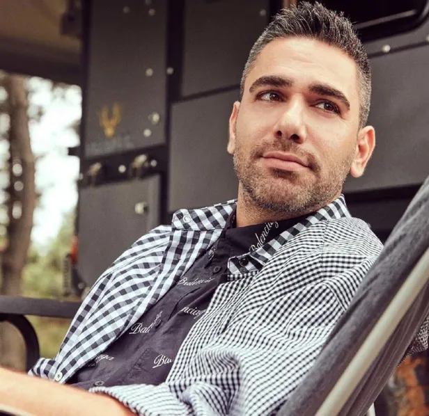 kadir-dogulu-neslihan-atagul-bosandi-mi-neden-ayriliyor-kadir-dogulu-serra-ariturk-ile-ask-mi-yasiyor-1638337411758.jpg Kadir Doğulu Neslihan Atagül boşanıyor mu? Kadir Doğulu Neslihan Atagül ayrılıyor mu?-4