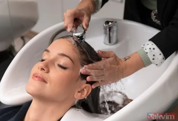 Saç Derisinde Moleküler Onarım Saçlar, Köklerde Bulunan Melanosit Hücrelerinin Pigment Üretmeyi Durdurması Sonucu Beyazlar. Yeni Tedavi Yöntemi, Bu Süreci...