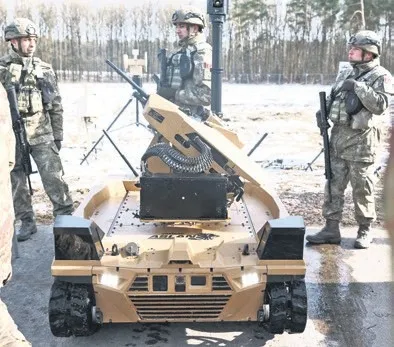 yerli-guc-sahaya-indi-aslan-natoda-govde-gosterisi-yapti-1772050305920.jpeg Yerli güç sahaya indi! Aslan NATO’da gövde gösterisi yaptı-2