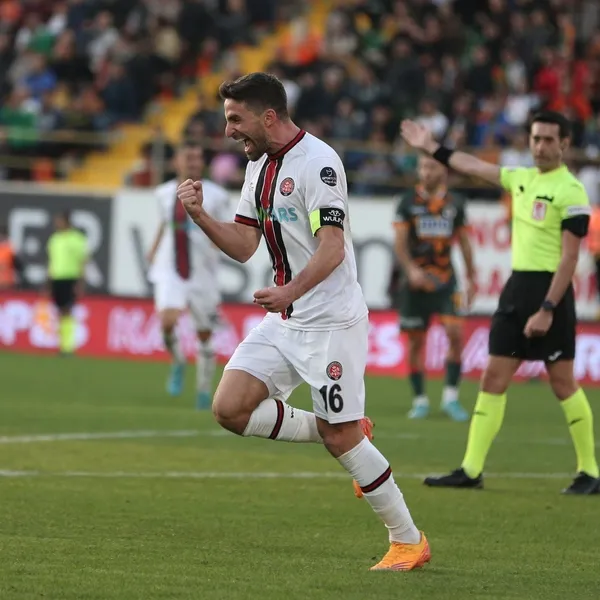 Son dakika Fenerbahçe haberleri.... Fabio Borini için kritik gün! Son kez masaya oturuyorlar-5