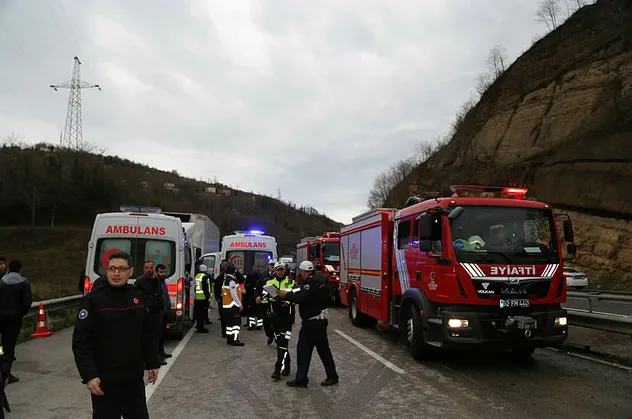 Ordu'da yolcu otobüsü ile cip çarpıştı