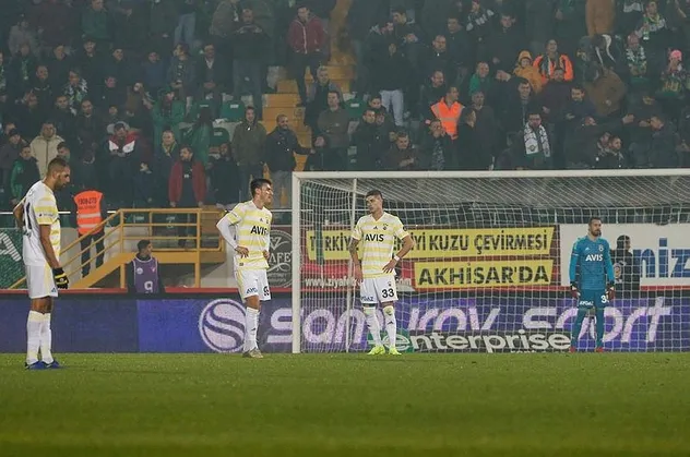 Ali Koç'tan Fenerbahçeli oyunculara ceza