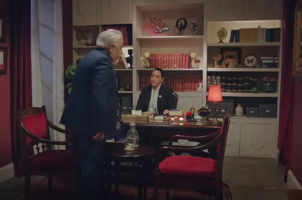 edho-ve-kirmizi-odada-senlik-havasi-yaratacak-transfer-hamlesi-bakin-kimler-yer-degistiriyor-1631885174432.jpg EDHO ve Kırmızı Oda'da şenlik havası yaratacak transfer hamlesi! Bakın kimler yer değiştiriyor-4