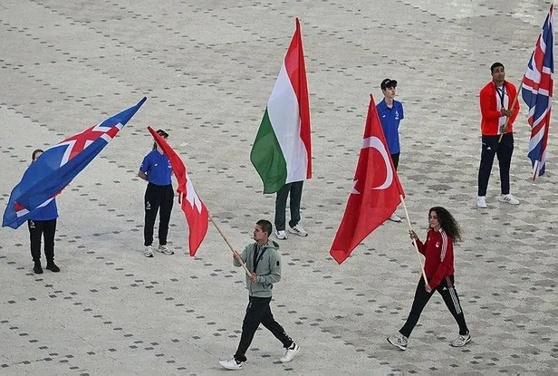 baskan-erdogandan-3-avrupa-oyunlarinda-ter-doken-milli-sporculara-tebrik-1688365061644.jpeg Başkan Erdoğan'dan 3. Avrupa Oyunları'nda madalya alan milli sporculara tebrik!-3
