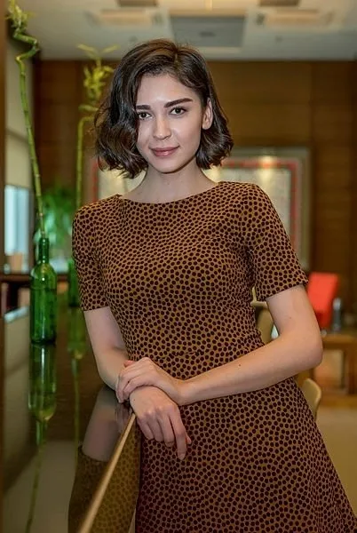 Sermiyan Midyat ve İsmail Küçükkaya gibi muhalifler dövünce kadına şiddet olmuyor mu?-4