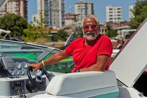 Ünlü sanatçı Fedon saat 00:00'da başlayan müzik yasağına destek verdi-6