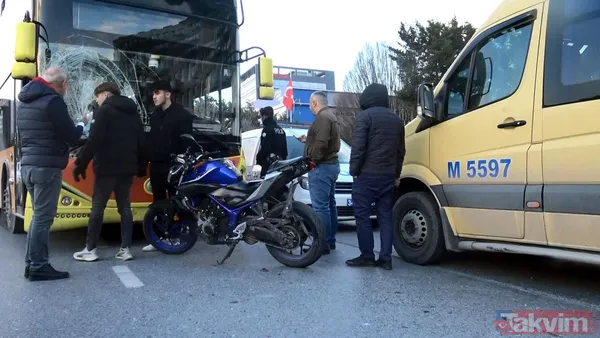 Son dakika haberleri... İETT otobüsü yine kazaya karıştı! 2 katlı İETT otobüsü motosiklete çarptı: 2 yaralı - 1