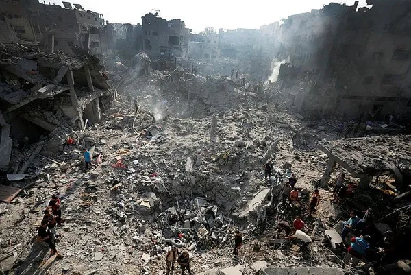 misirli-bassem-yousseften-abd-ve-avrupaya-israil-tepkisi-o-halde-siz-kendi-ulkenizi-teslim-edin-1698937630358.jpeg Mısırlı komedyen Bassem Youssef İsrail destekçilerine sert çıkıştı: O halde siz kendi ülkenizi teslim edin!-2