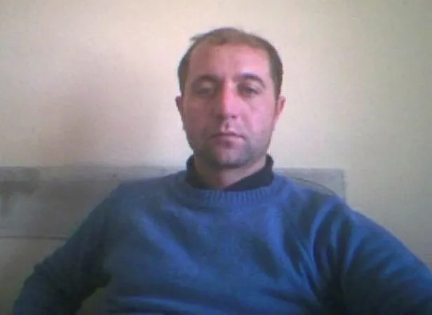 4-yil-once-trafik-kazasinda-oglunu-kaybeden-baba-oglunun-olumune-sebep-olan-surucuyu-oldurdu-1589696500933.jpg 4 yıl önce trafik kazasında oğlunu kaybeden baba, oğlunun ölümüne sebep olan sürücüyü öldürdü!-1