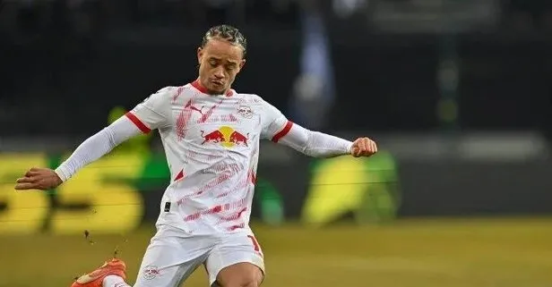 Leipzig Simons’un bonservisini aldı!