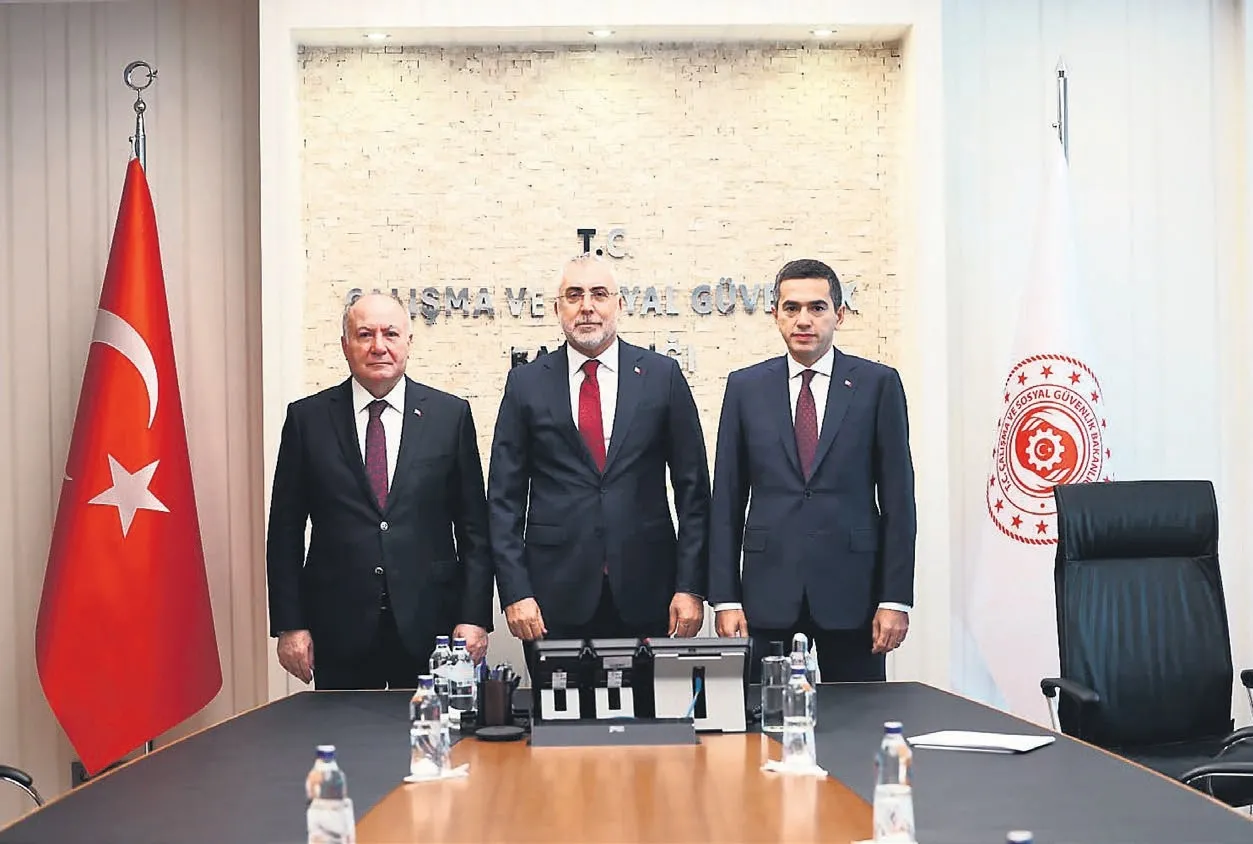 Asgari ücret maratonu başladı! Milyonların gözü masada